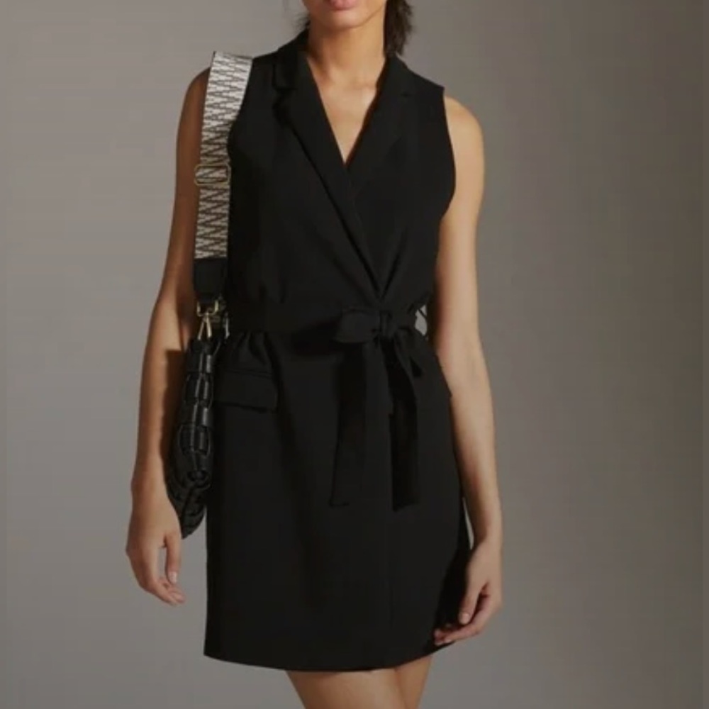 ANTHROPOLOGIE NWT - Sleeveless Black Vest Mini Dress (S)